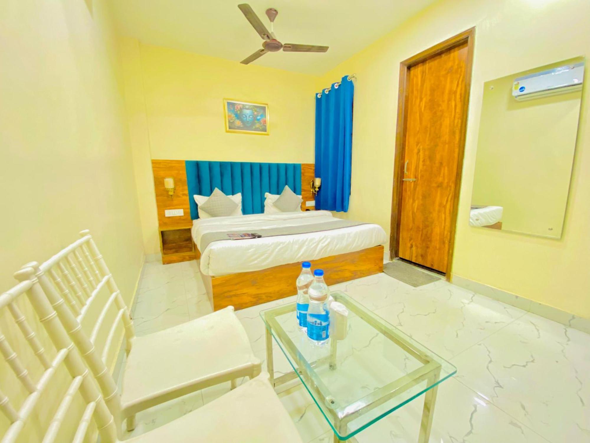 Hotel Holiday First 300 Meter From Golden Temple Amritsar Ngoại thất bức ảnh